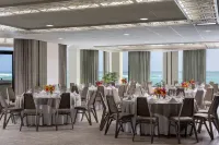 Moana Surfrider, A Westin Resort & Spa, Waikiki Beach - Breakfast