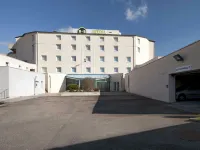B&B HOTEL Lyon Grand Stade Meyzieu - petit déjeuner