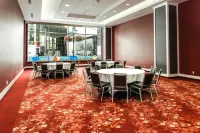The Davenport Grand, Autograph Collection - breakfast