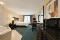 Hilton Garden Inn Fargo - Pet Friendly