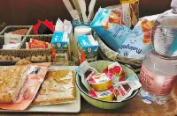 La Perla B & B - breakfast