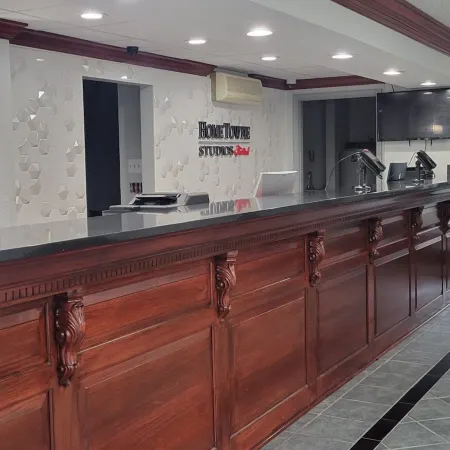 HomeTowne Studios by Red Roof Egg Harbor–Atlantic City Airport