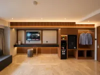 Solana Primo By SanLiving - Senayan - Condos