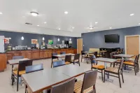 Quality Inn and Suites Denver Airport - Gateway Park - Aamiainen