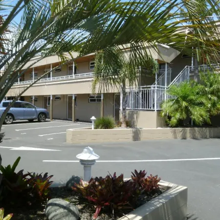 Baywatch Motor Inn