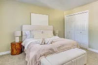 Centrally Located Escape in Midvale w/ Yard! - 2-Star