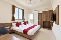 Hotel Scintilla, Somnath - parking
