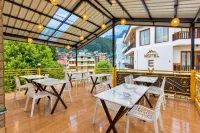 Hotel Sunlight Manali - ห้องครัว