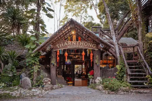 Tharnthong Lodges - Pet friendly