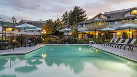 Seacliff Inn Aptos, Tapestry Collection by Hilton in Aptos