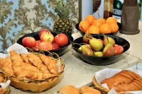 Al Dyafa Hotel Suites - breakfast