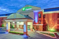 Holiday Inn Express & Suites Nashville - Brentwood I-65 Hôtels à : Nashville