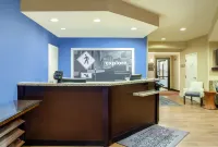 Hampton Inn Merrillville - parking