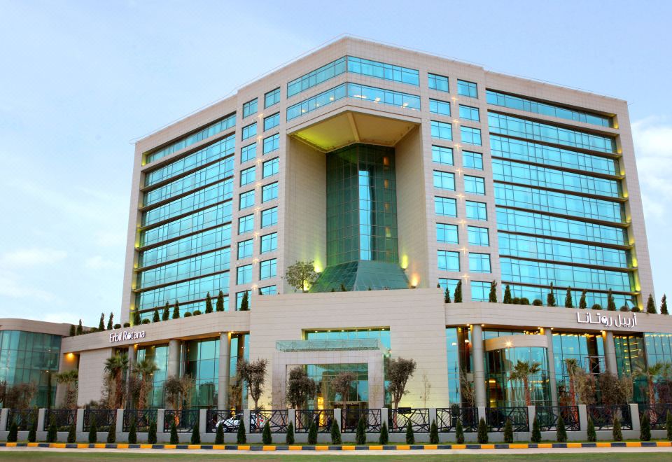 Erbil Rotana 로비 이미지