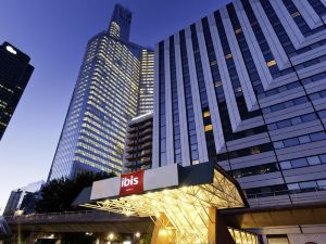 Hôtel ibis Paris La Défense Esplanade