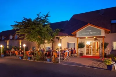A`Ppart Hotel Garden Cottage Hotels in der Nähe von Fontane Center