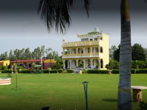 Yash Veer Resort