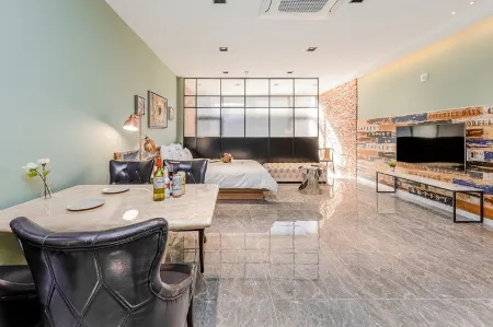 Muju Marina & Suite Pool Villa Spa Pension