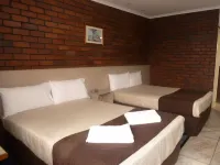 Room Motel Kingaroy East Hotels in Booie