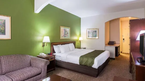 Quality Inn & Suites Kearneysville - Martinsburg