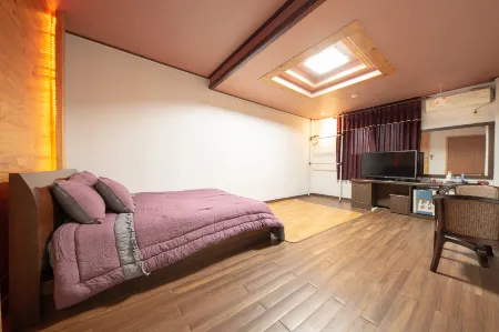 Seosan Peace Motel Отели рядом с достопримечательностью «옥천암»