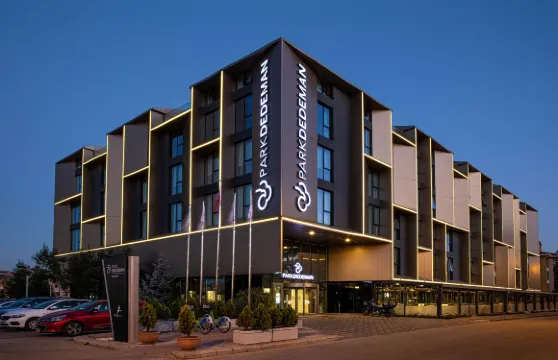 德德曼埃斯基謝希爾公園酒店