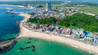 Gangneung Dolphin Spa Pension (Ocean View)