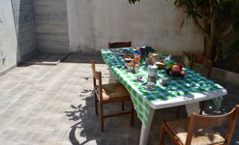 Charming Apartment in Central Location with Air Conditioning Pets