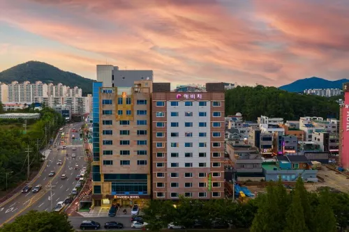 Yeosu Beach Hotel Hotels in Yeosu-si