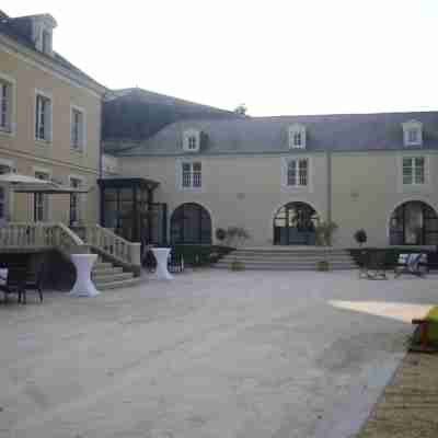 Hôtel Le Saint Martin Hotel Exterior