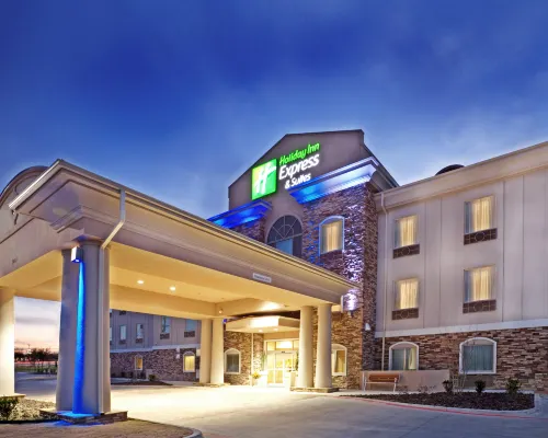 Holiday Inn Express & Suites DALLAS SOUTHWEST-CEDAR HILL by IHG Hotels in Cedar Hill