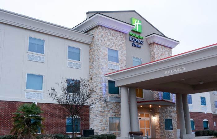 Holiday Inn Express & Suites NEW BOSTON by IHG