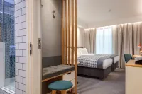 Holiday Inn London Heathrow - Bath Road Hotels in Sipson