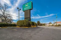 Quality Inn & Suites Conference Center Statesboro Historic District - parking
