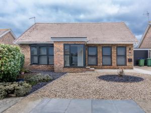 New Stunning 3Bd Family Home Seaford, East Sussex