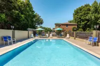 Days Inn by Wyndham Weldon/Roanoke Rapids - Pet friendly