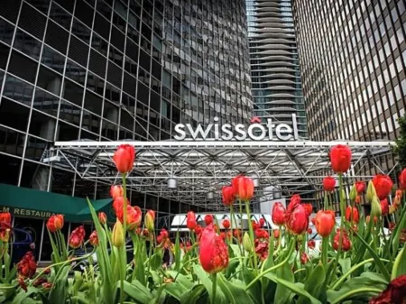 Swissotel Chicago Отели рядом с достопримечательностью «Сити Холл»