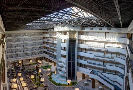 DoubleTree by Hilton Davenport