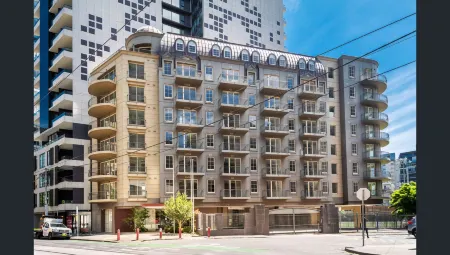 South Yarra Central Apartment Hotel