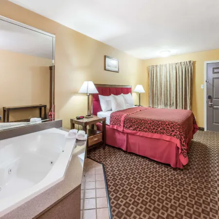 Days Inn by Wyndham Sulphur La