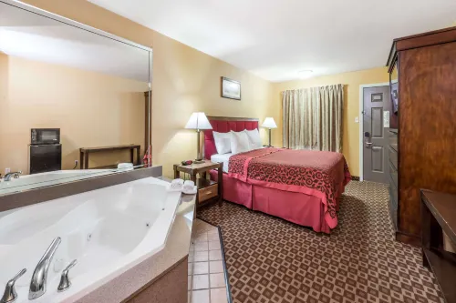 Days Inn by Wyndham Sulphur La Hotels in Calcasieu Parish