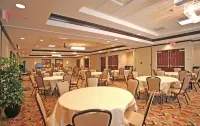 Hilton Garden Inn Cincinnati Blue Ash - breakfast