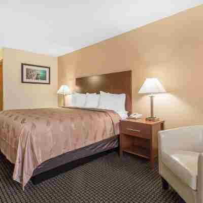 Quality Inn Rooms