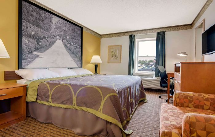 Super 8 by Wyndham Allentown