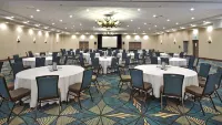 DoubleTree by Hilton Hotel & Conference Centre Regina - breakfast