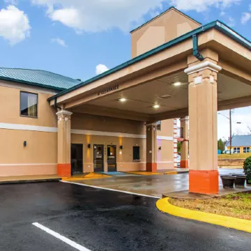 Quality Inn & Suites