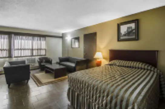 Econo Lodge Lloydminster