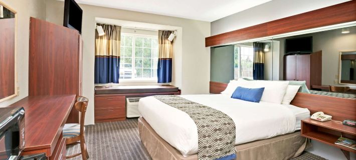 Microtel Inn & Suites by Wyndham Roseville/Detroit Area Hotele w: Macomb County