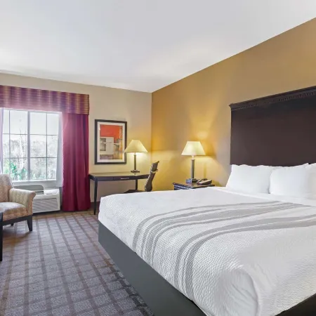 La Quinta Inn & Suites by Wyndham Mobile Satsuma / Saraland