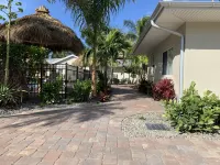 Twin Palms at Siesta Hotels in Osprey